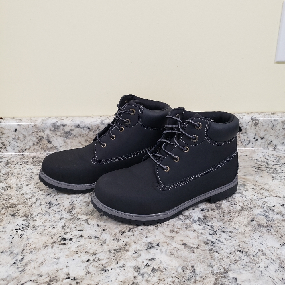 Wonder Nation Boys Boots Black Lace Up Non Marking Sole Boots Size 4 - Picture 8 of 10